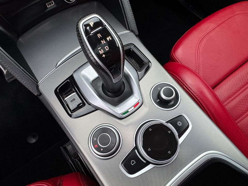 2022 Alfa Romeo Stelvio
