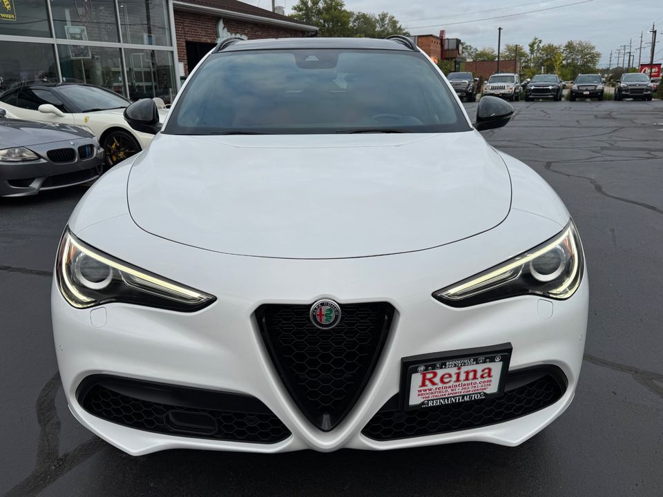 2022 Alfa Romeo Stelvio