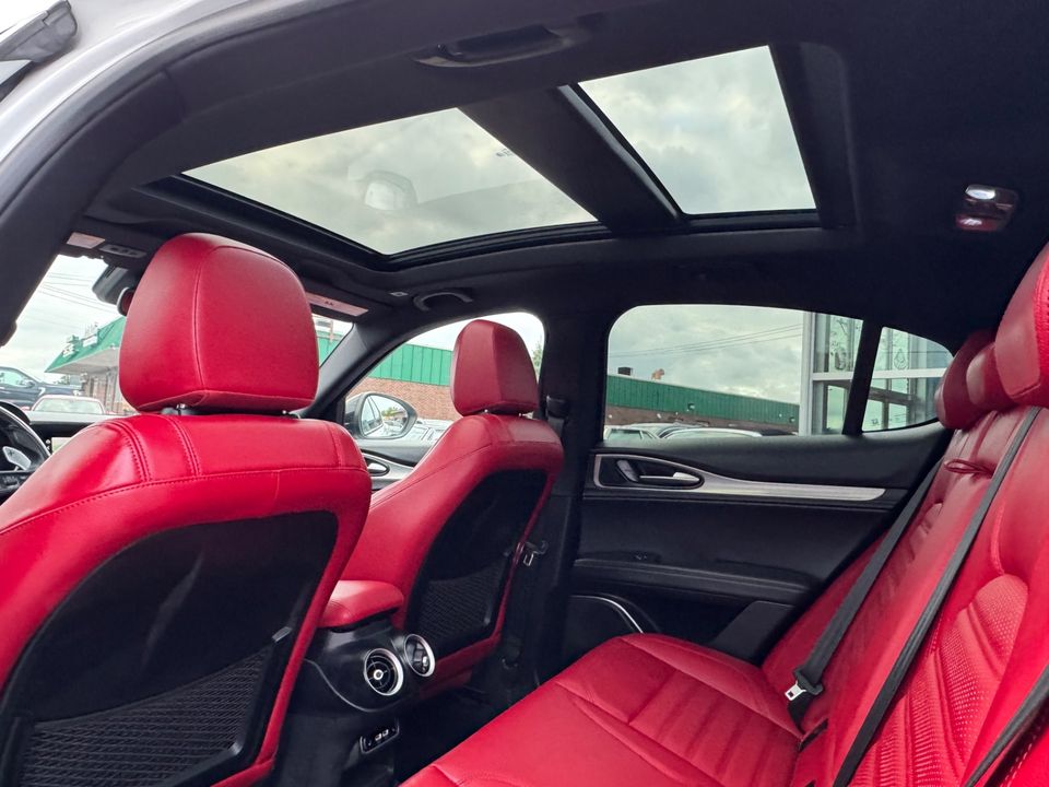 2022 Alfa Romeo Stelvio