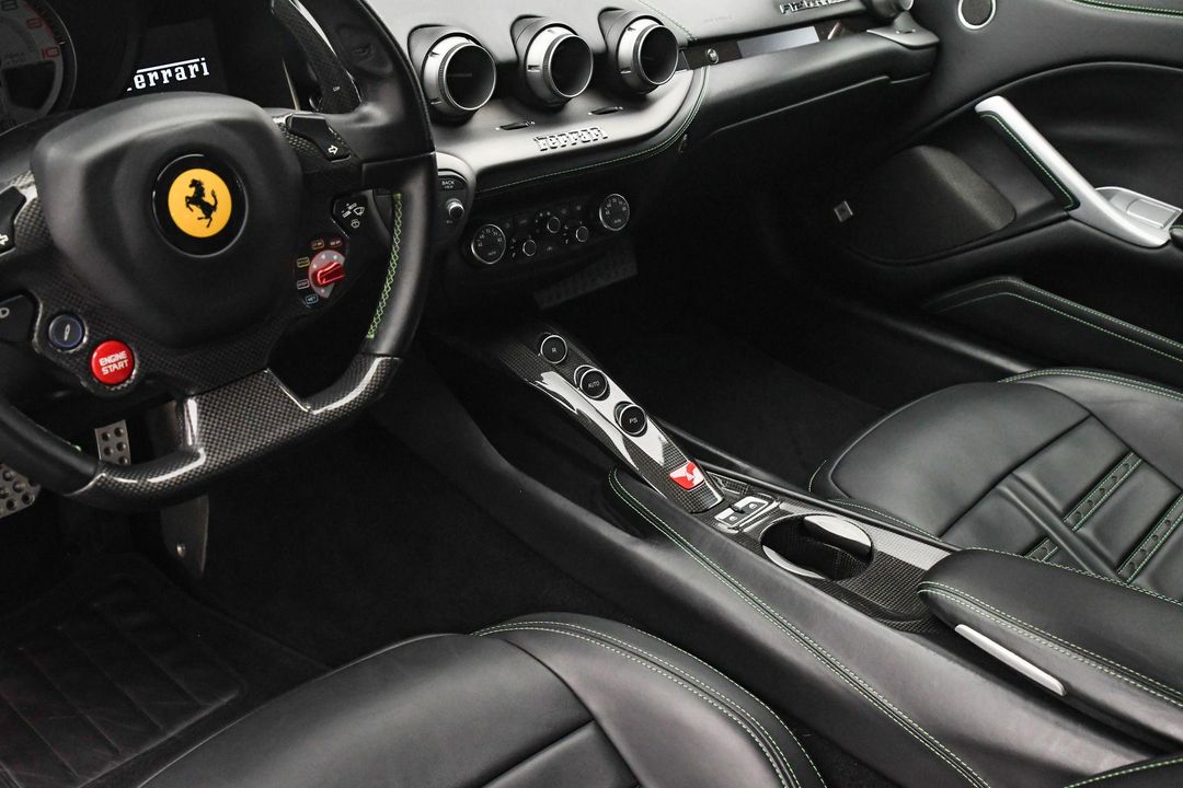 2014 Ferrari F12