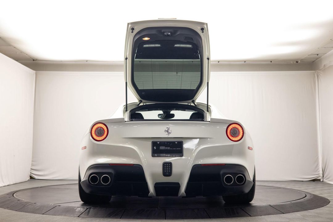 2014 Ferrari F12berlinetta