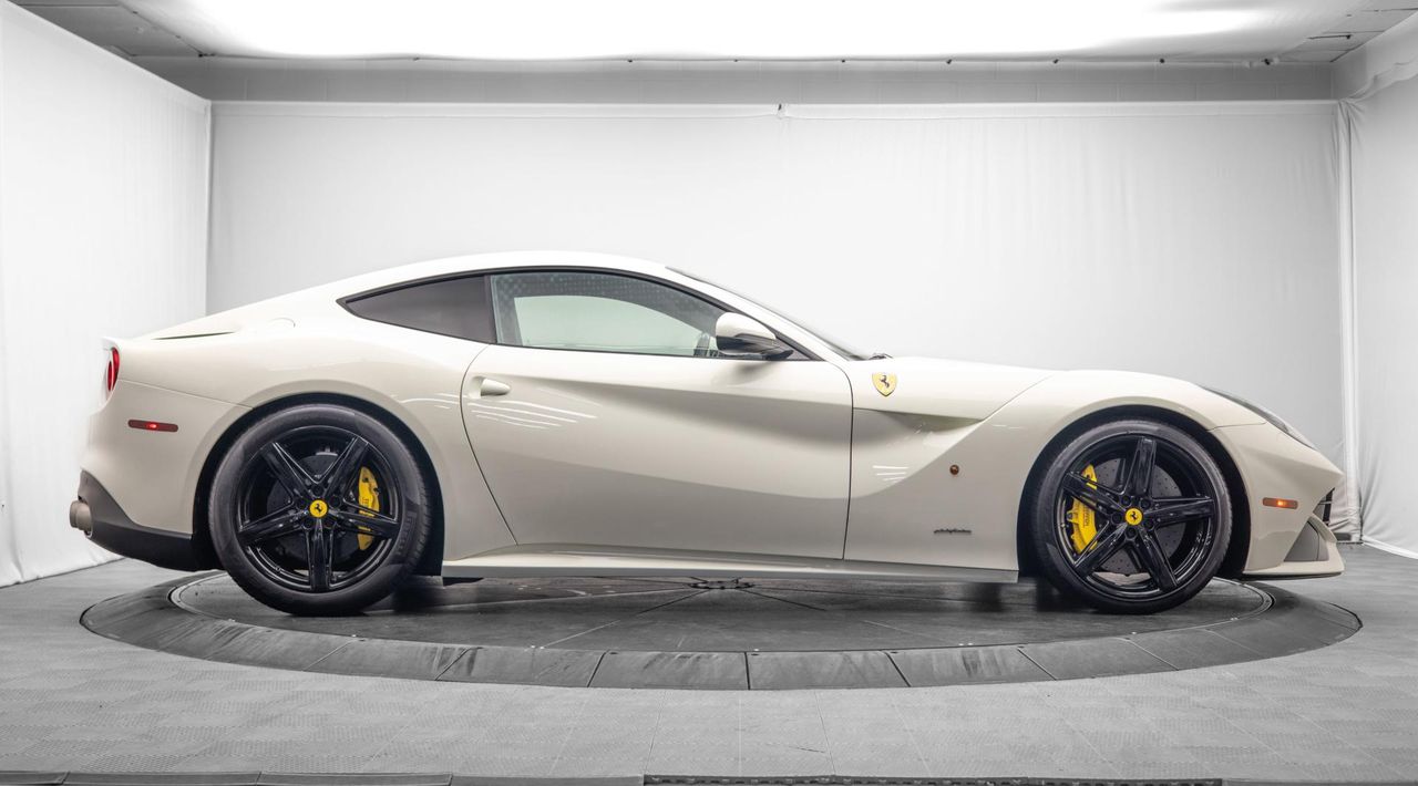 2014 Ferrari F12berlinetta