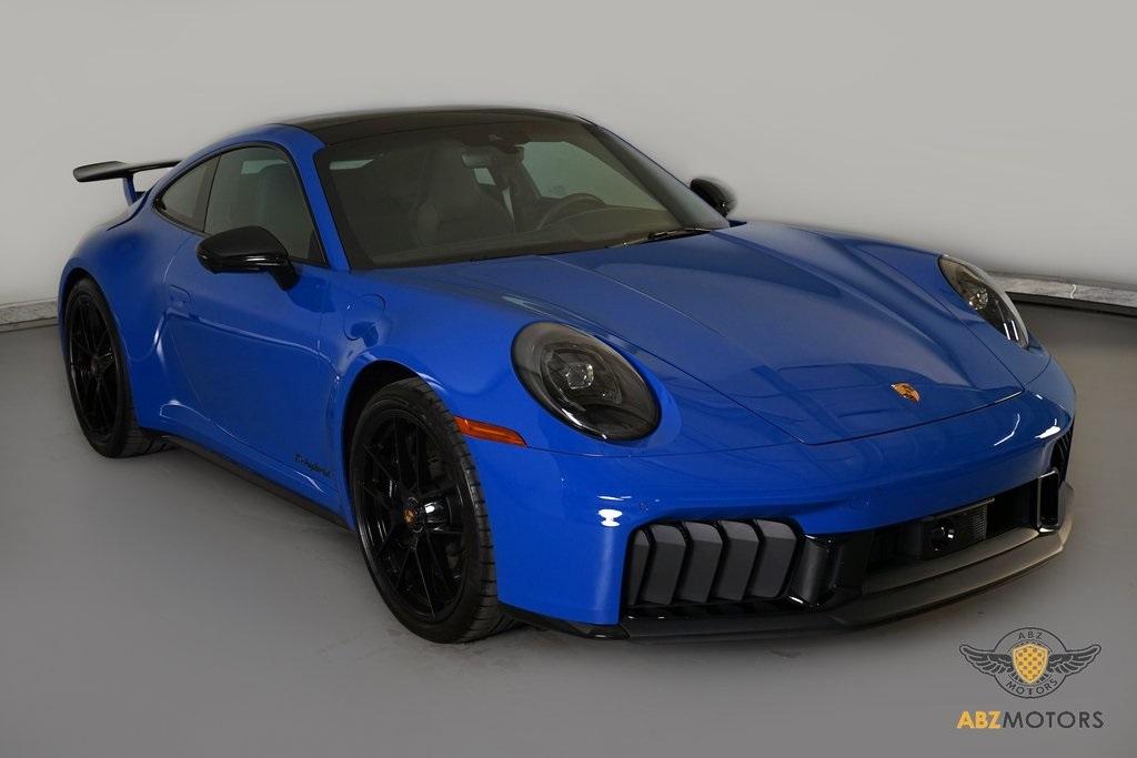 2025 Porsche 911