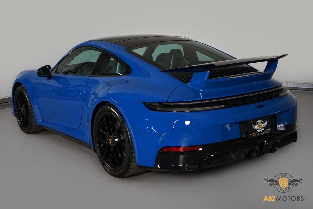 2025 Porsche 911