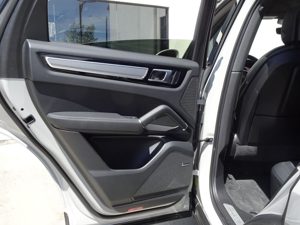 2023 Porsche Cayenne