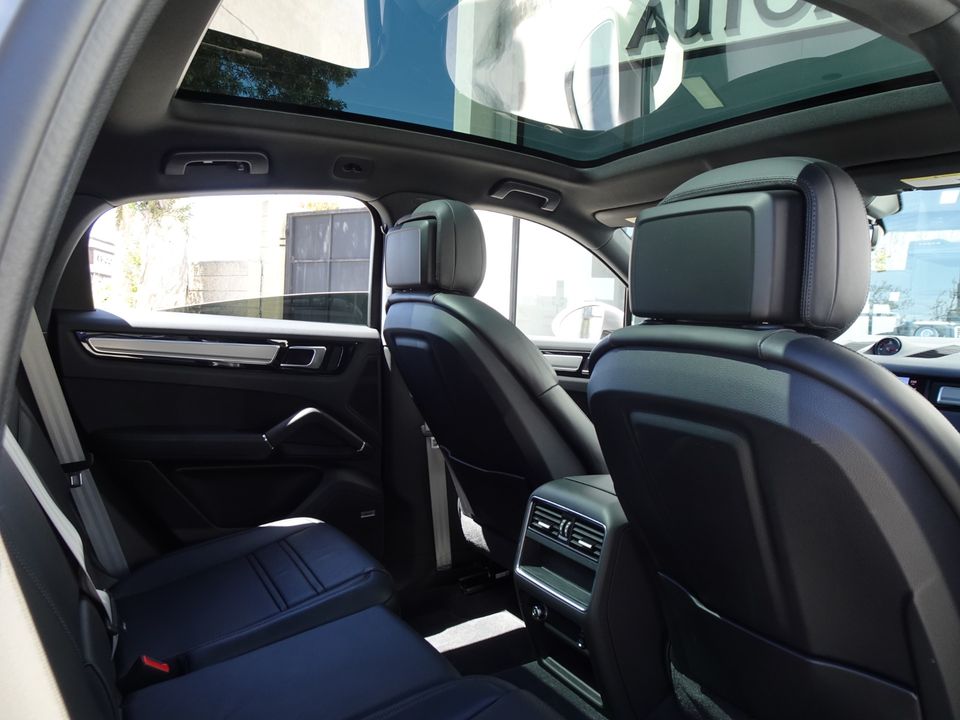 2023 Porsche Cayenne