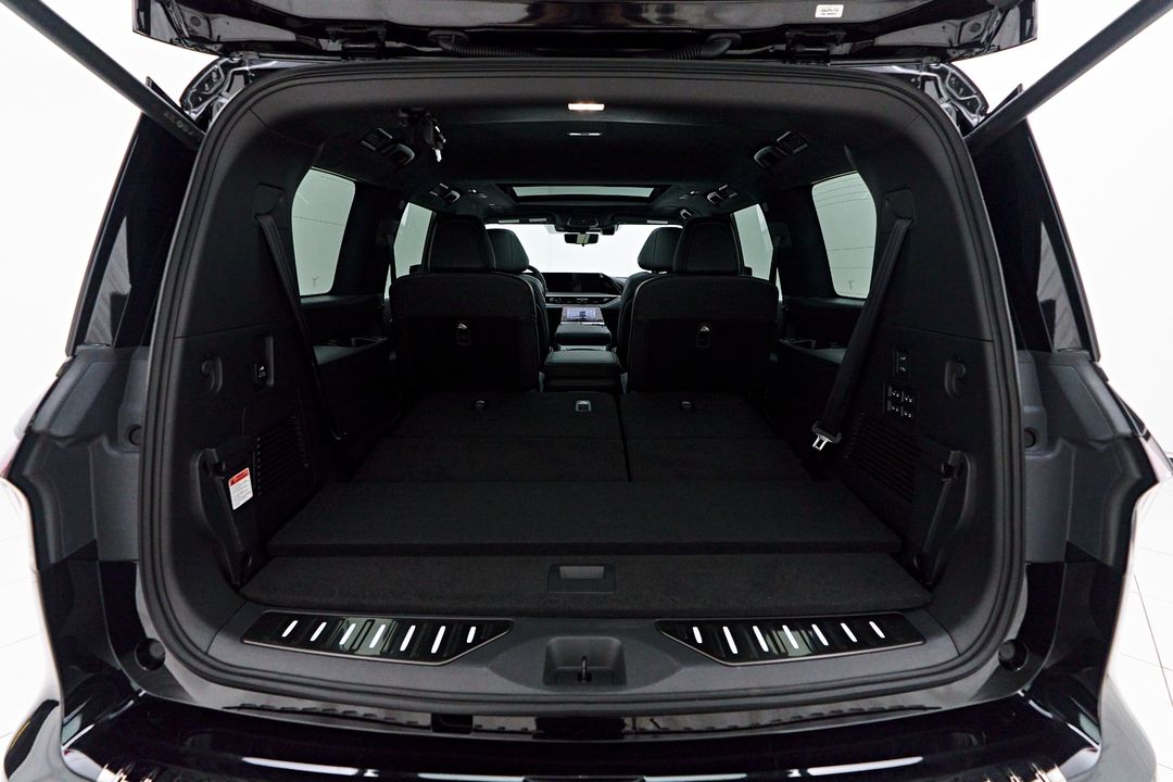 2025 INFINITI QX80