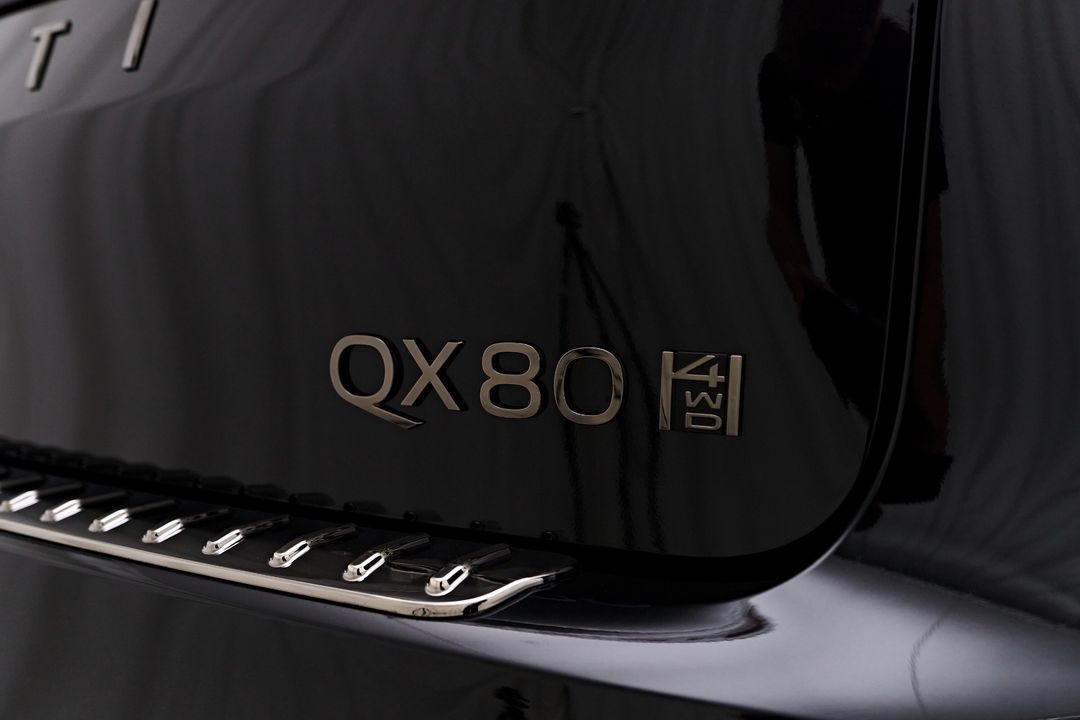 2025 INFINITI QX80