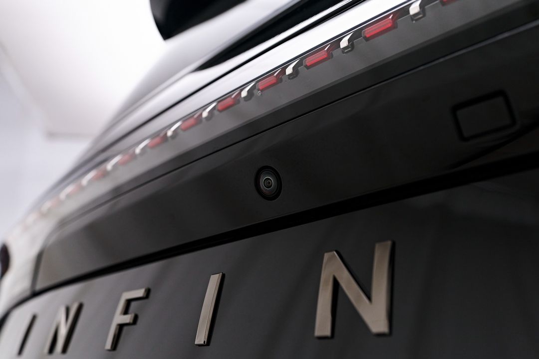 2025 INFINITI QX80