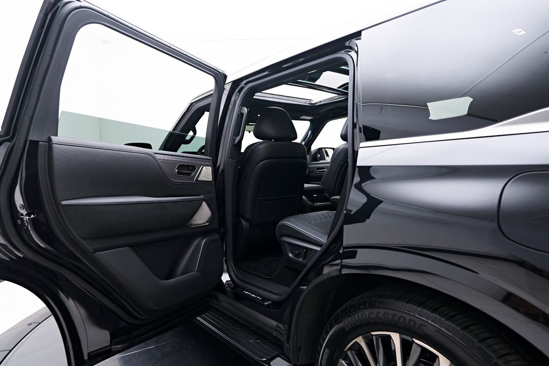 2025 INFINITI QX80