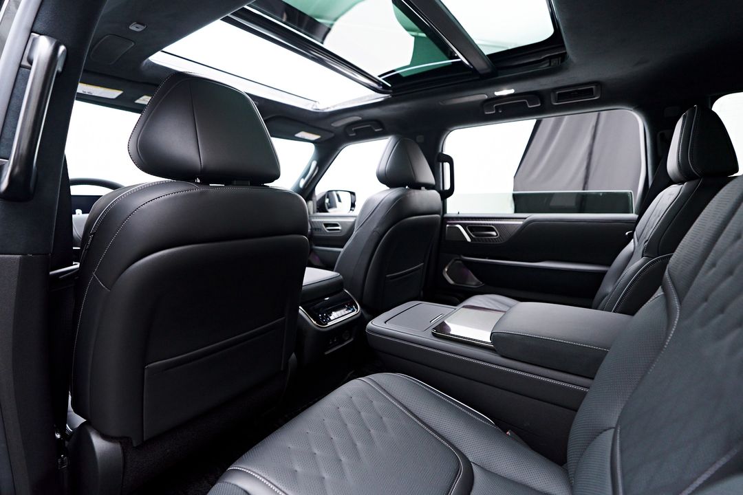 2025 INFINITI QX80