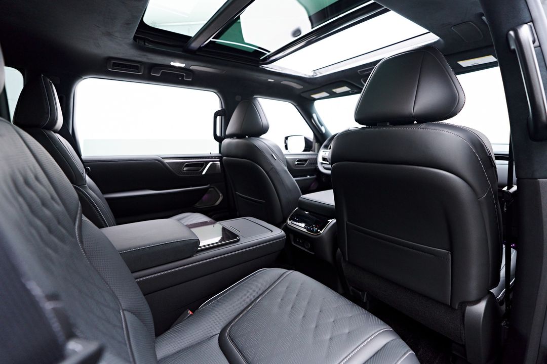 2025 INFINITI QX80