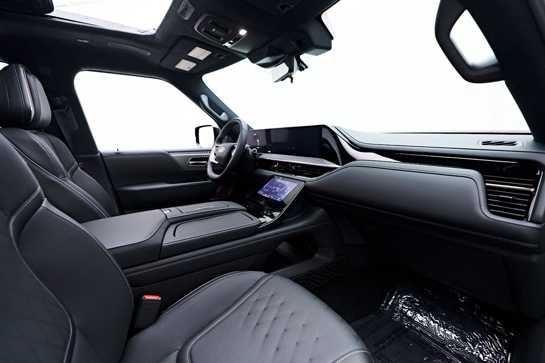 2025 INFINITI QX80