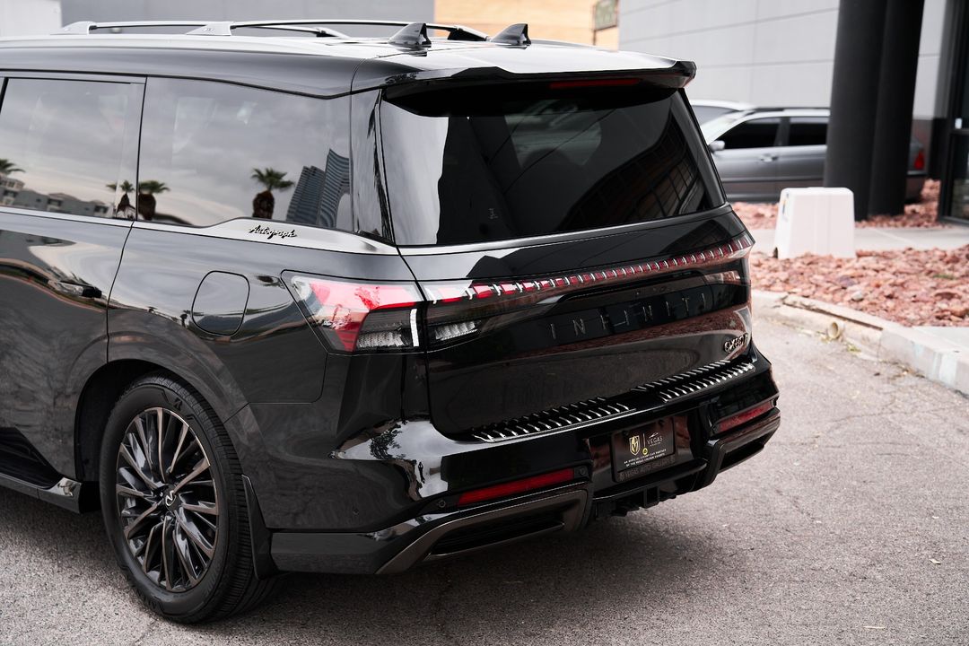 2025 INFINITI QX80