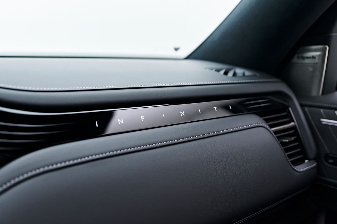 2025 INFINITI QX80