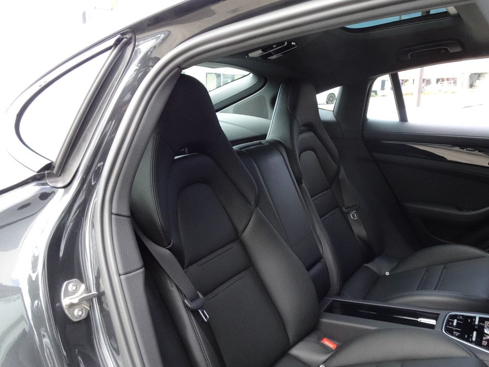 2021 Porsche Panamera