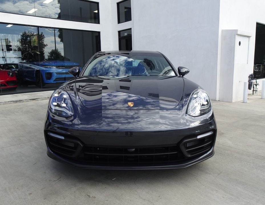 2021 Porsche Panamera
