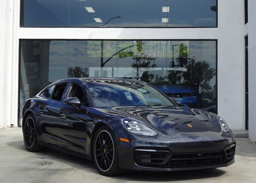 2021 Porsche Panamera