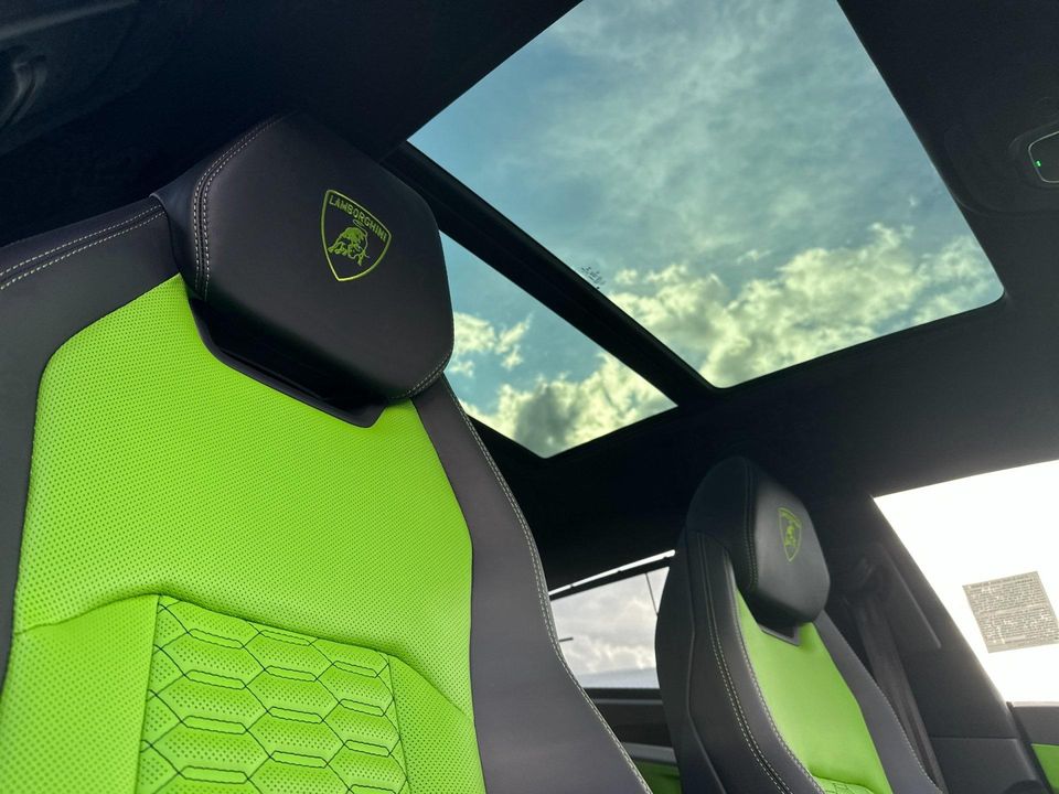 2022 Lamborghini Urus