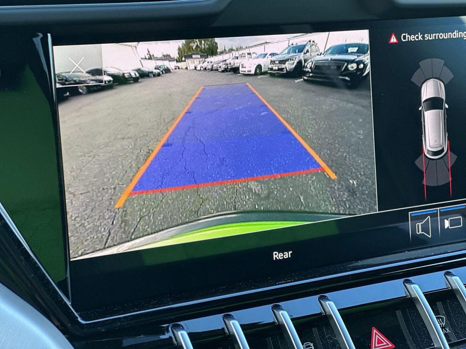 2022 Lamborghini Urus