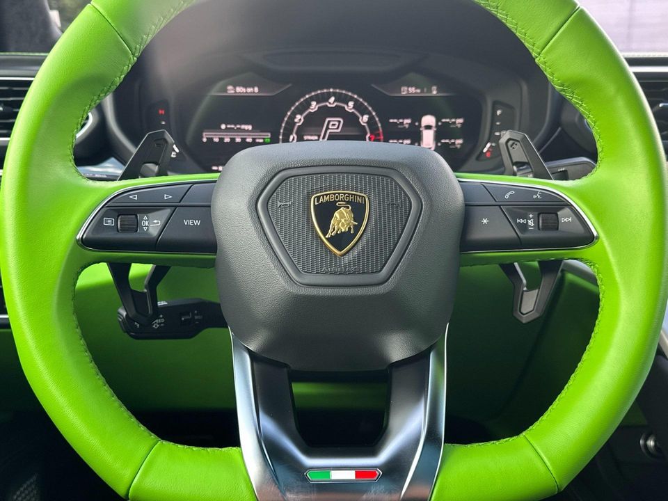 2022 Lamborghini Urus