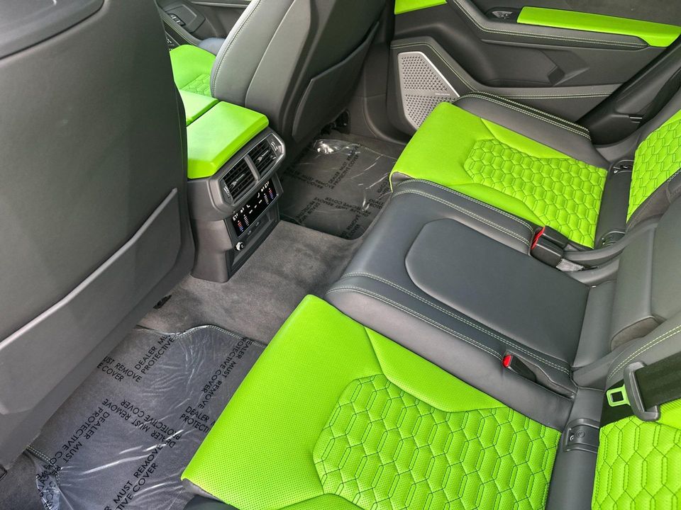 2022 Lamborghini Urus