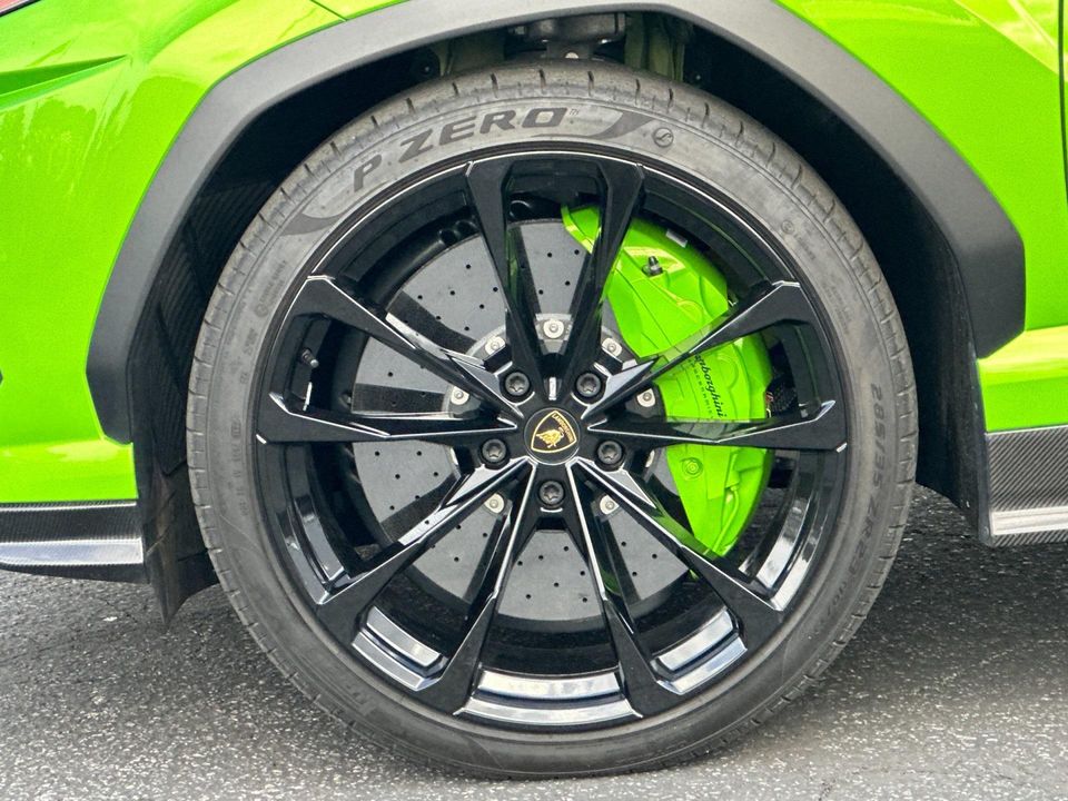 2022 Lamborghini Urus