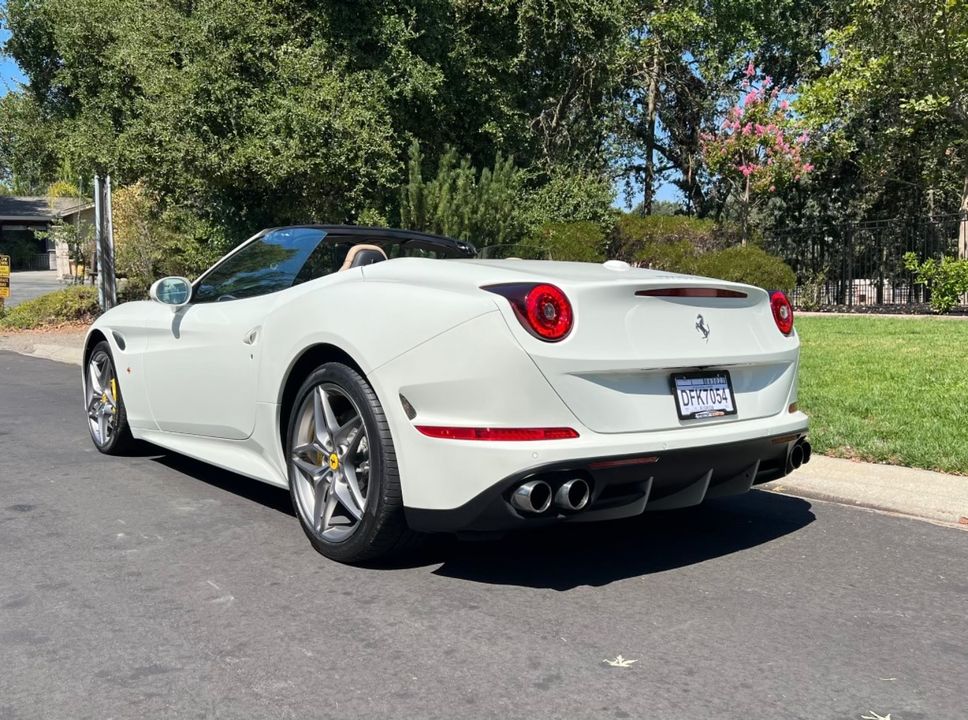2015 Ferrari California T
