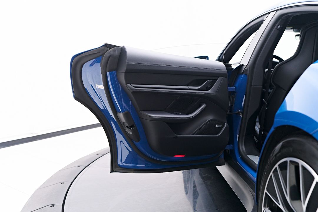 2024 Porsche Taycan