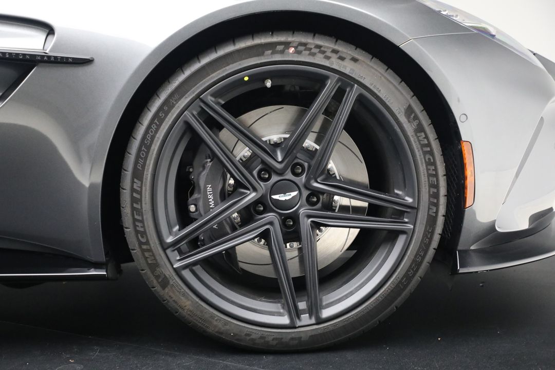 2026 Aston Martin Vantage