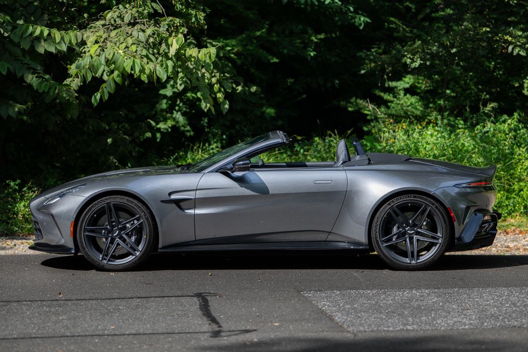 2026 Aston Martin Vantage