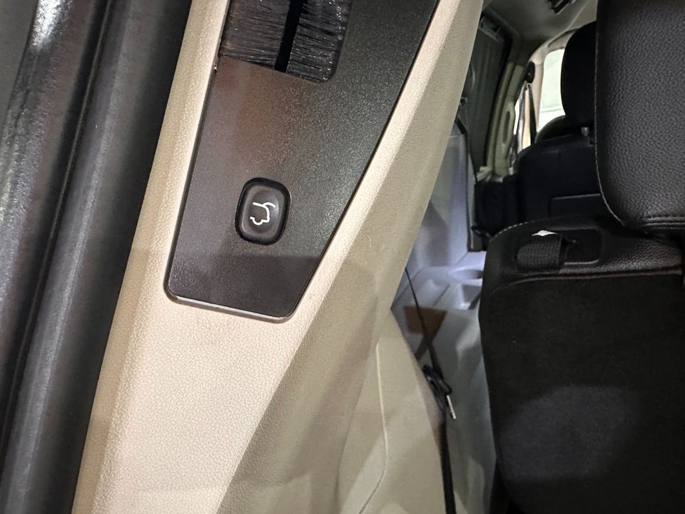 2016 Chrysler Town and Country