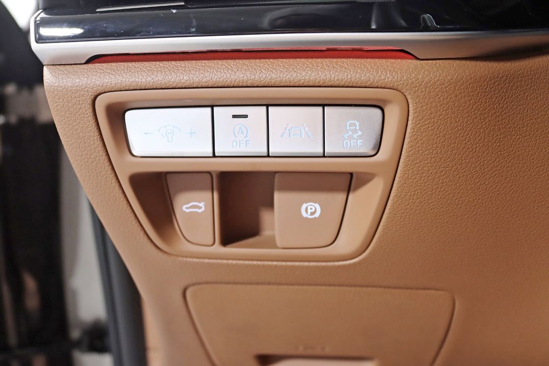 2021 Genesis G80