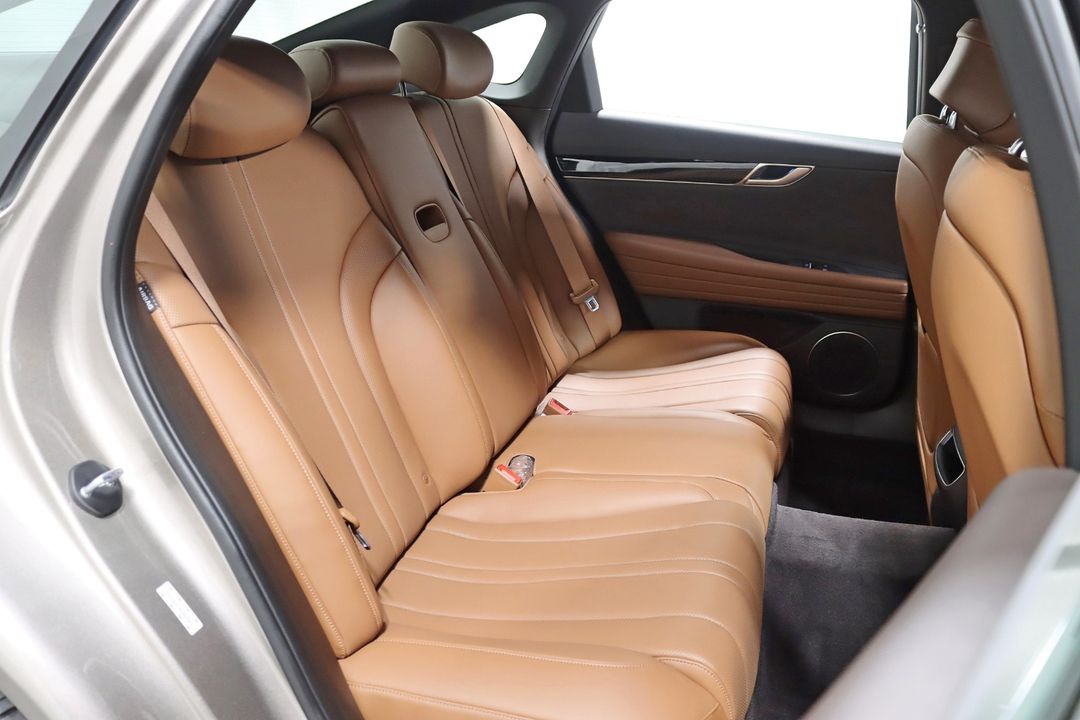 2021 Genesis G80