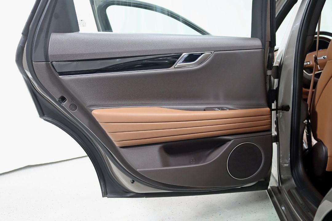 2021 Genesis G80