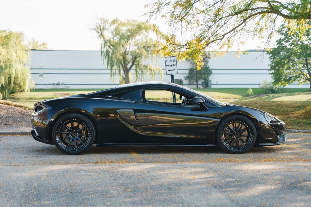 2016 MCLAREN 570S