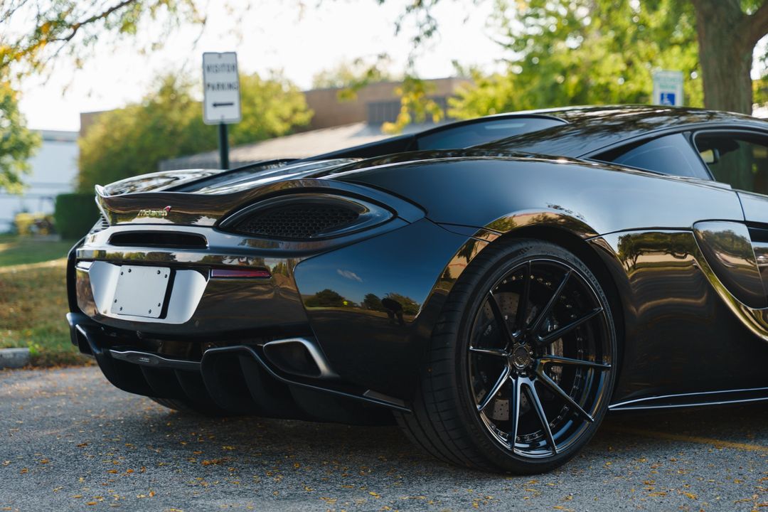 2016 MCLAREN 570S