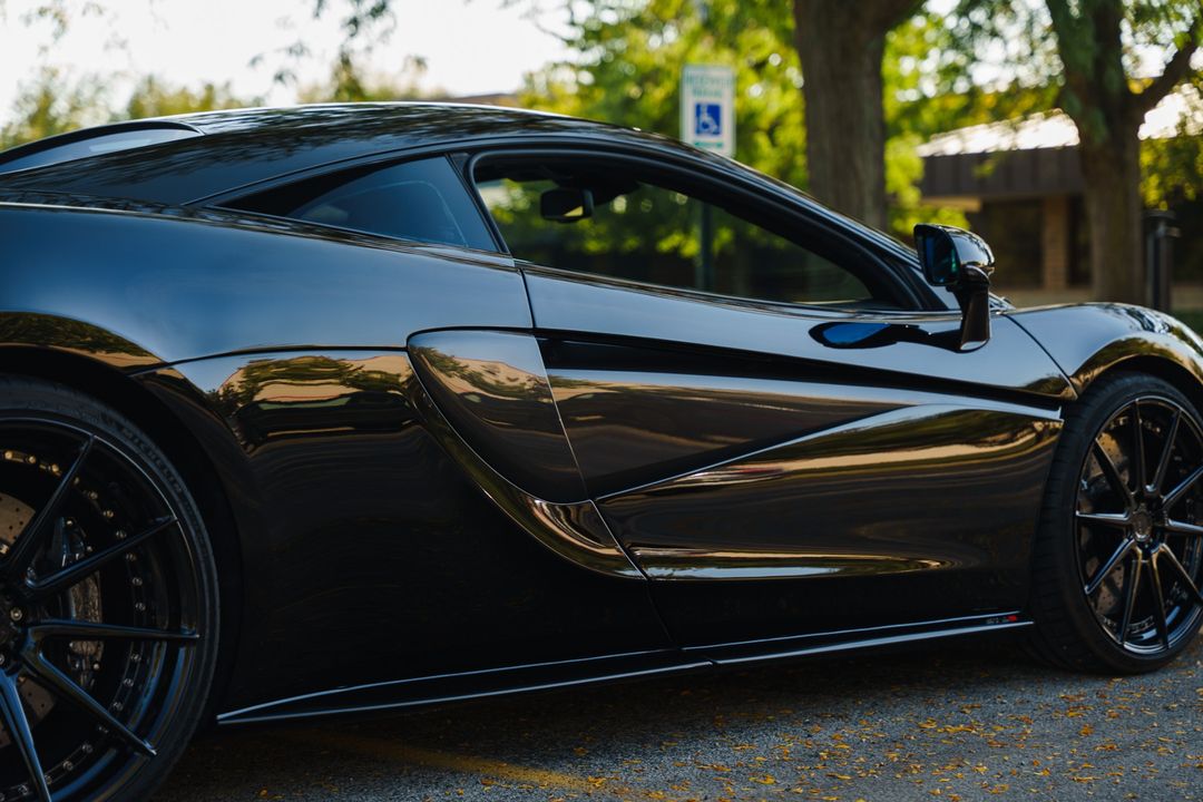 2016 MCLAREN 570S