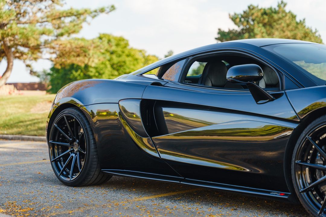 2016 MCLAREN 570S
