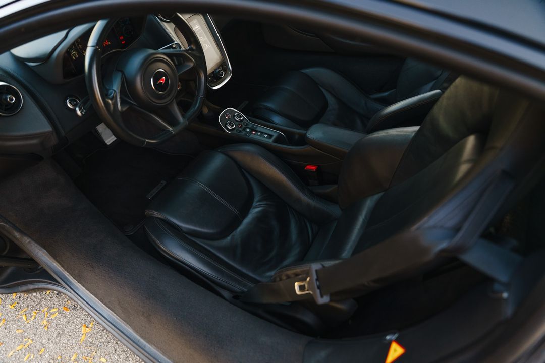 2016 MCLAREN 570S
