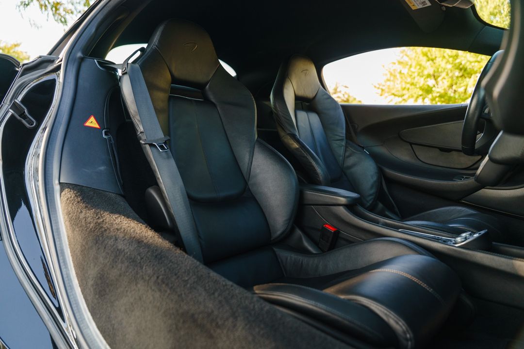 2016 MCLAREN 570S