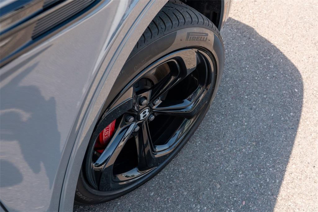 2025 Bentley Bentayga