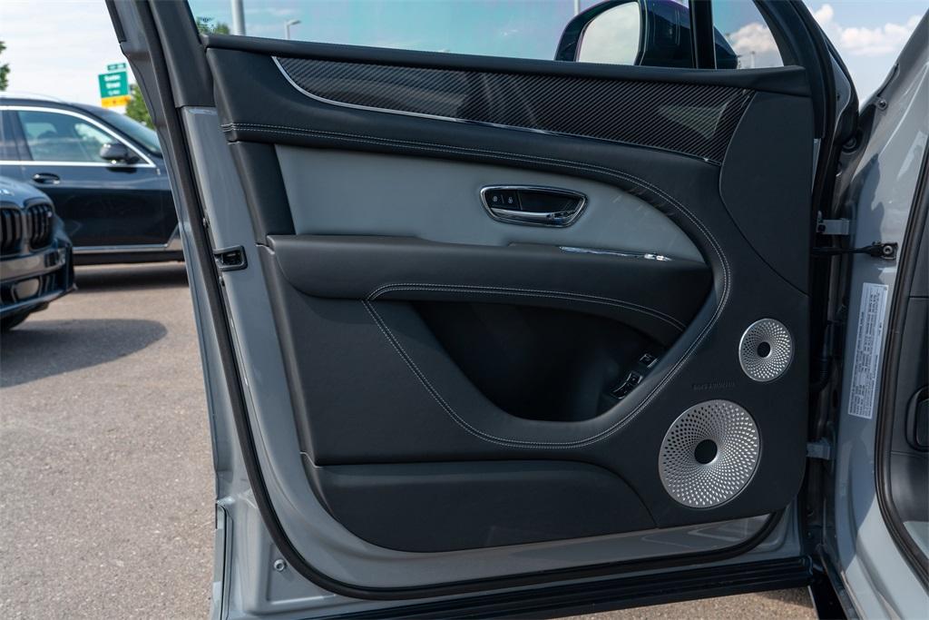 2025 Bentley Bentayga