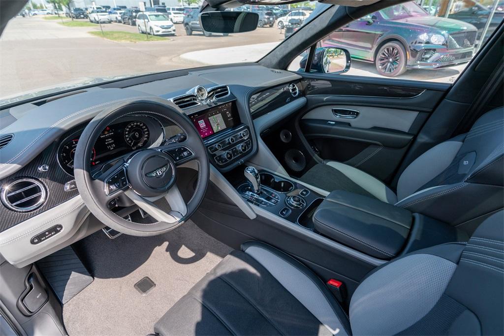 2025 Bentley Bentayga
