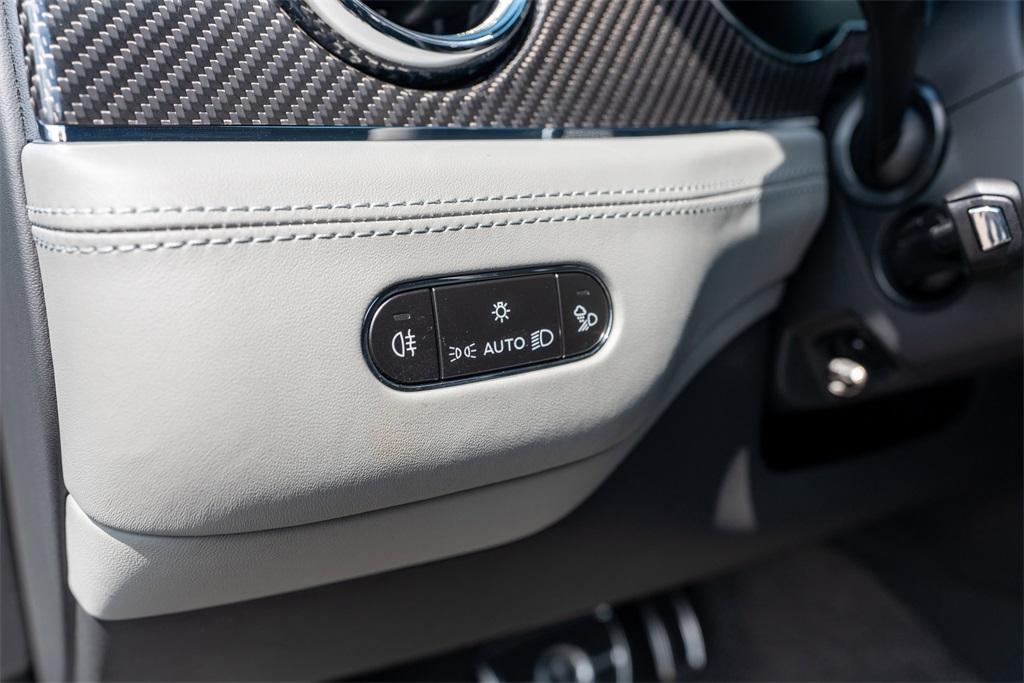 2025 Bentley Bentayga