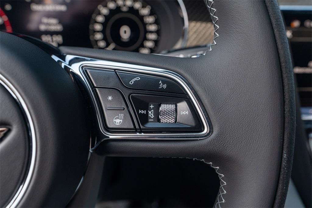 2025 Bentley Bentayga