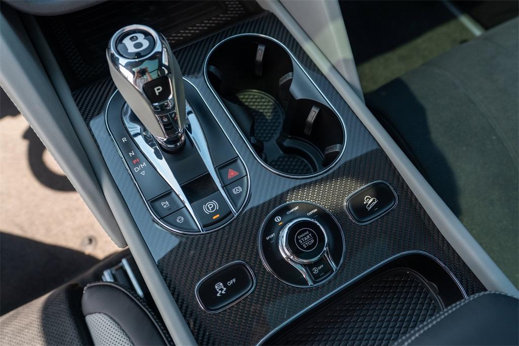 2025 Bentley Bentayga