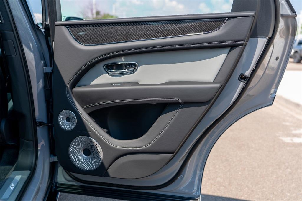 2025 Bentley Bentayga