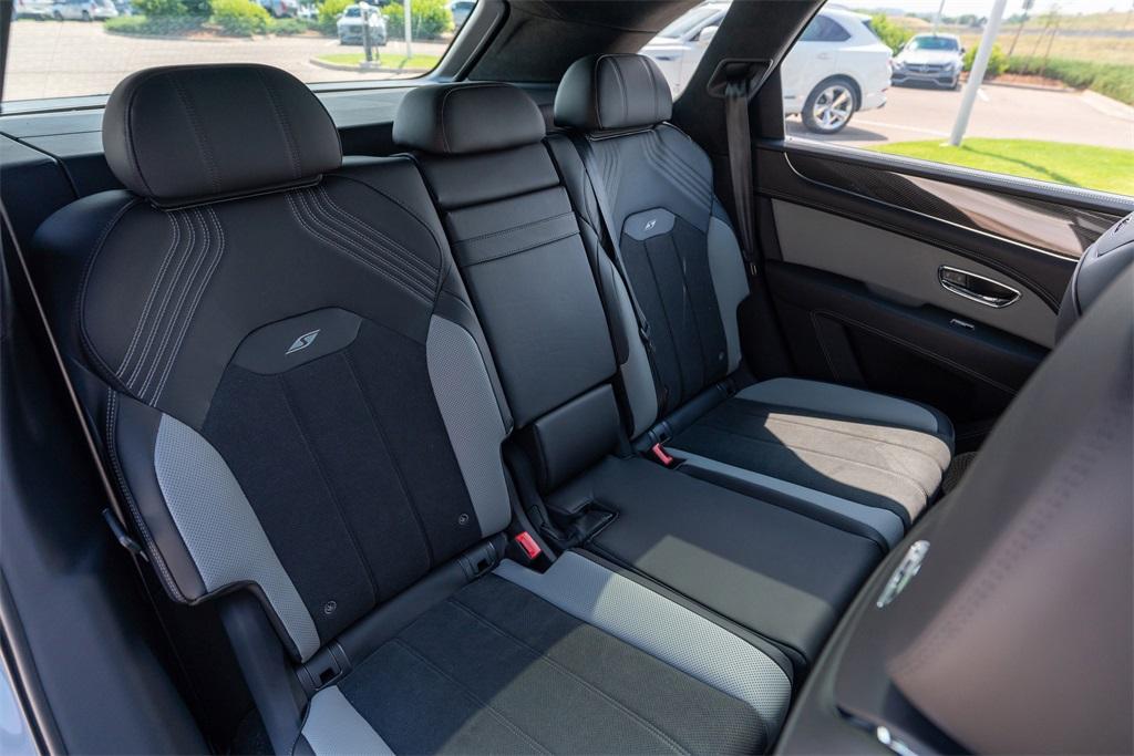 2025 Bentley Bentayga