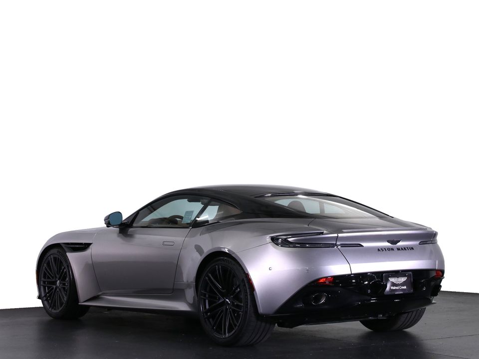 2025 Aston Martin DB12
